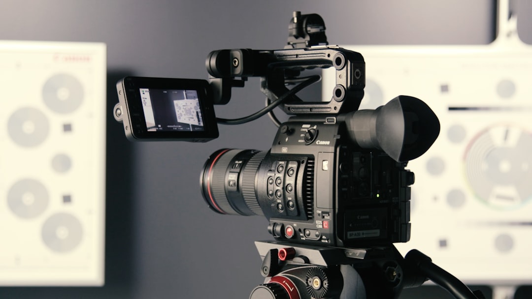 The Art of Capturing Moments: A Photographer’s Guide to Essential Equipment The Art of Capturing Moments: A Photographer’s Guide to Essential Equipment